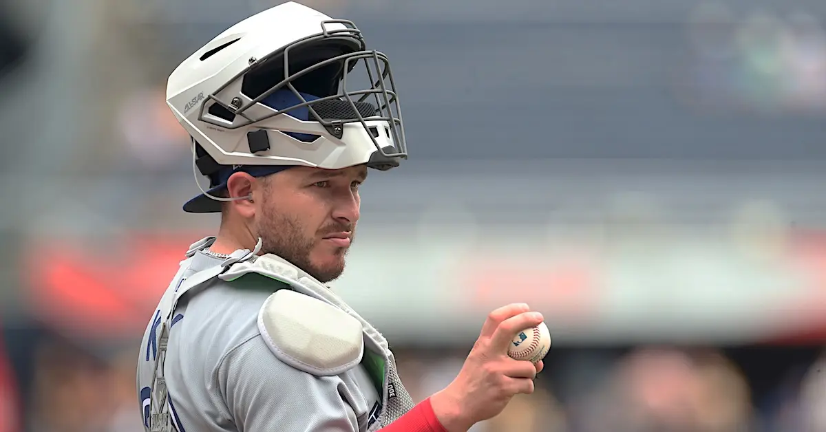 Alejandro Kirk Fractures Thumb in Week of Notable Injuries Alejandro Kirk Fractures Thumb in Week of Notable Injuries